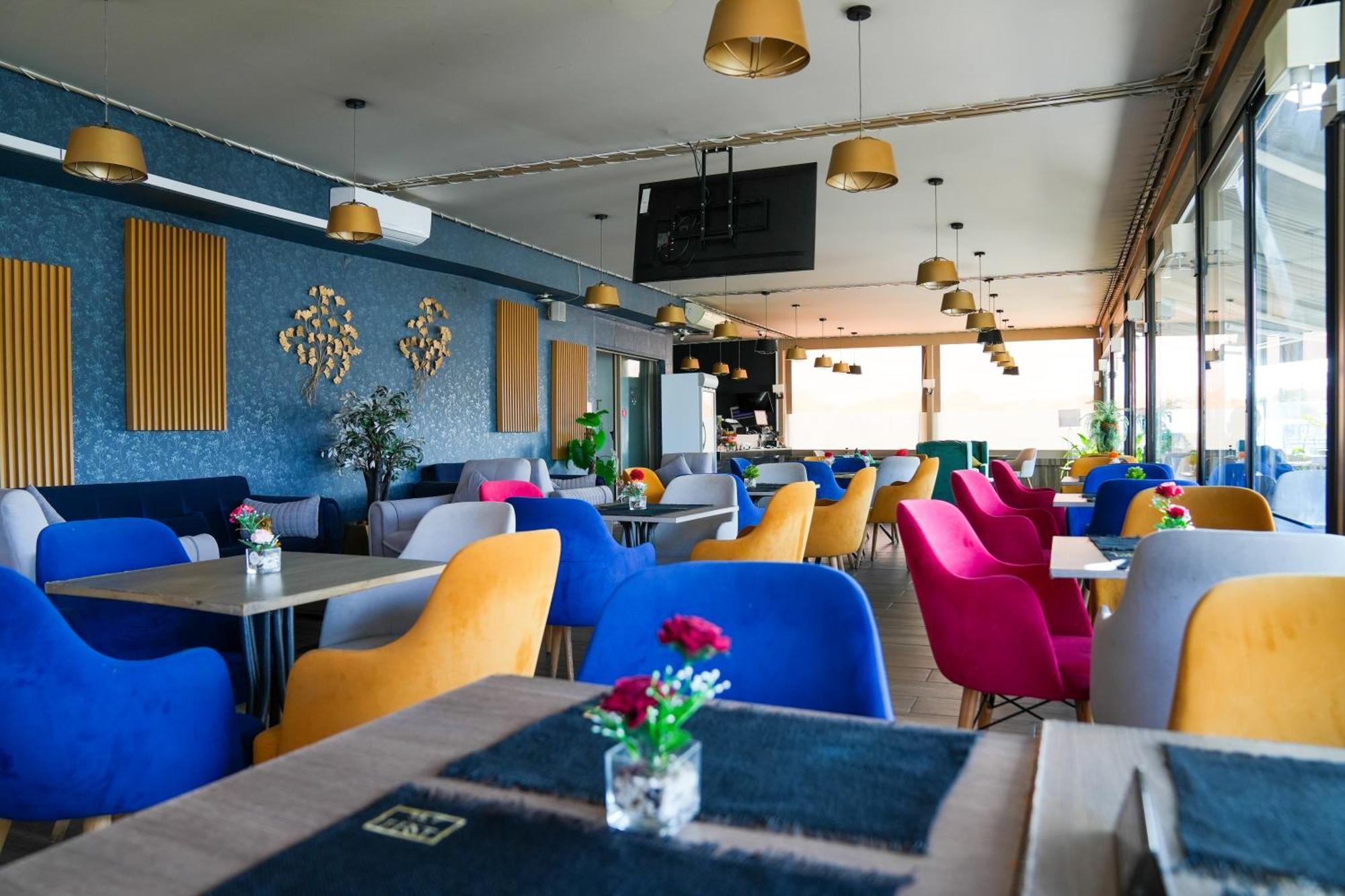 First Suites Hotel Rabat Eksteriør bilde