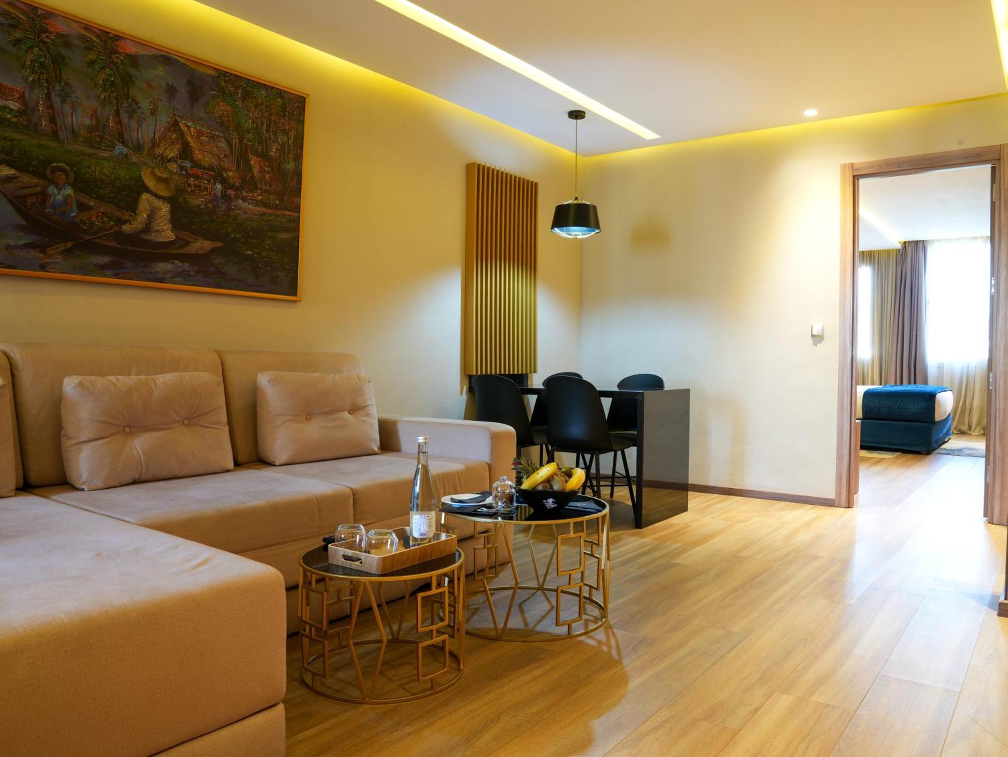 First Suites Hotel Rabat Eksteriør bilde