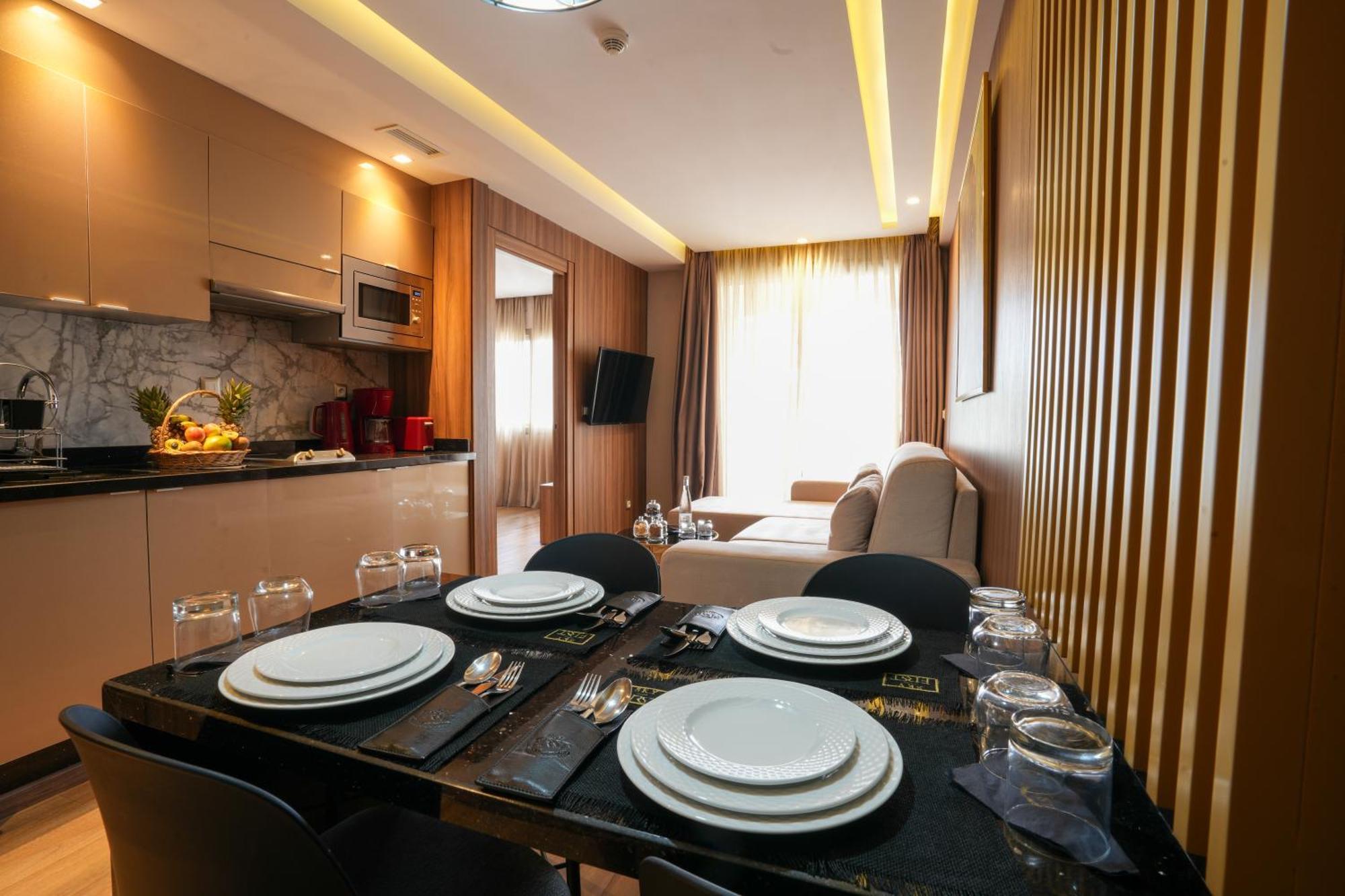 First Suites Hotel Rabat Eksteriør bilde