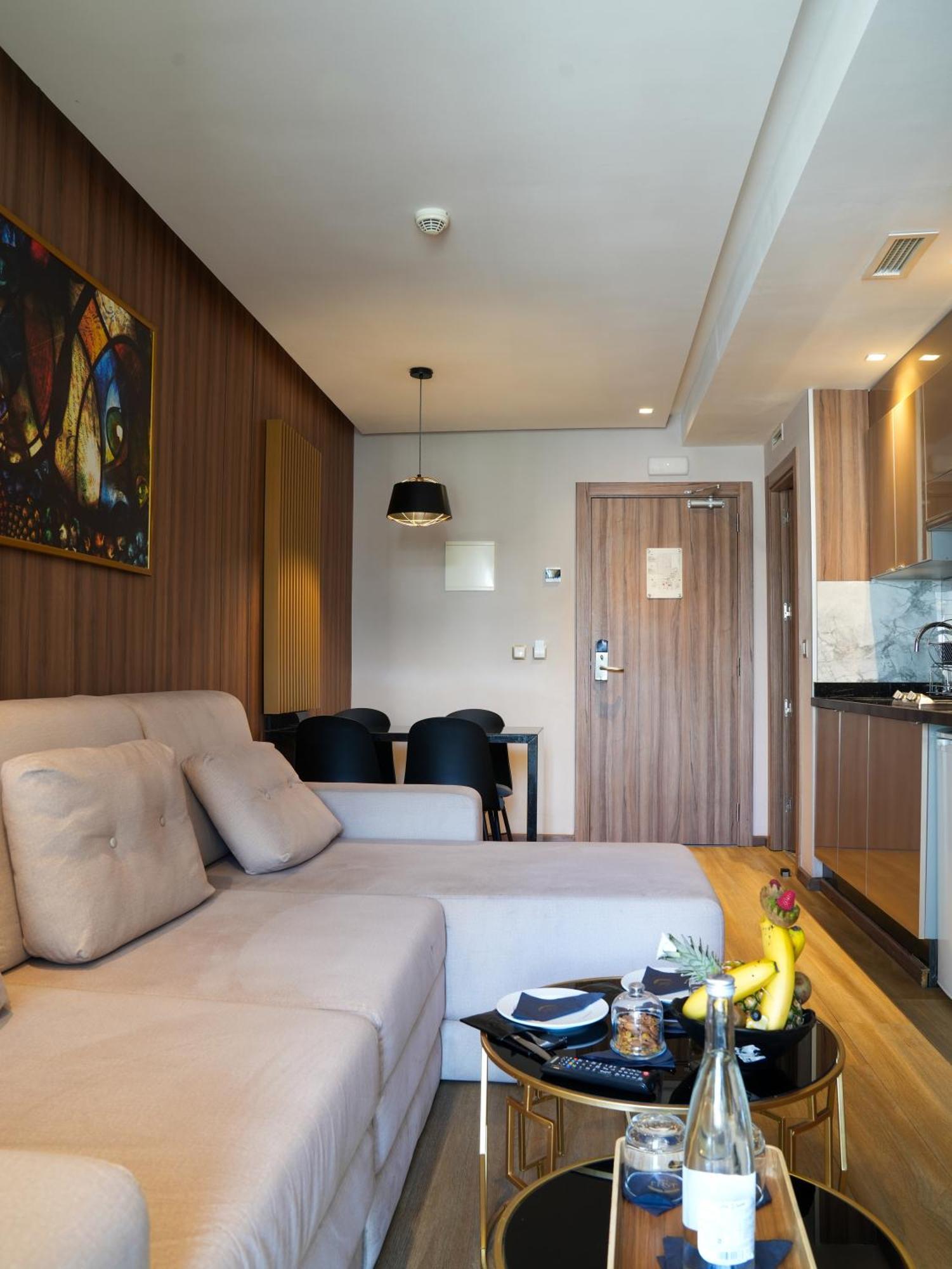 First Suites Hotel Rabat Eksteriør bilde